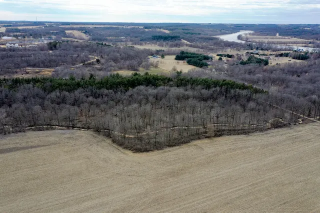 $1,200,000 | 1260 East Old Wagon Road, Byron, IL 61010