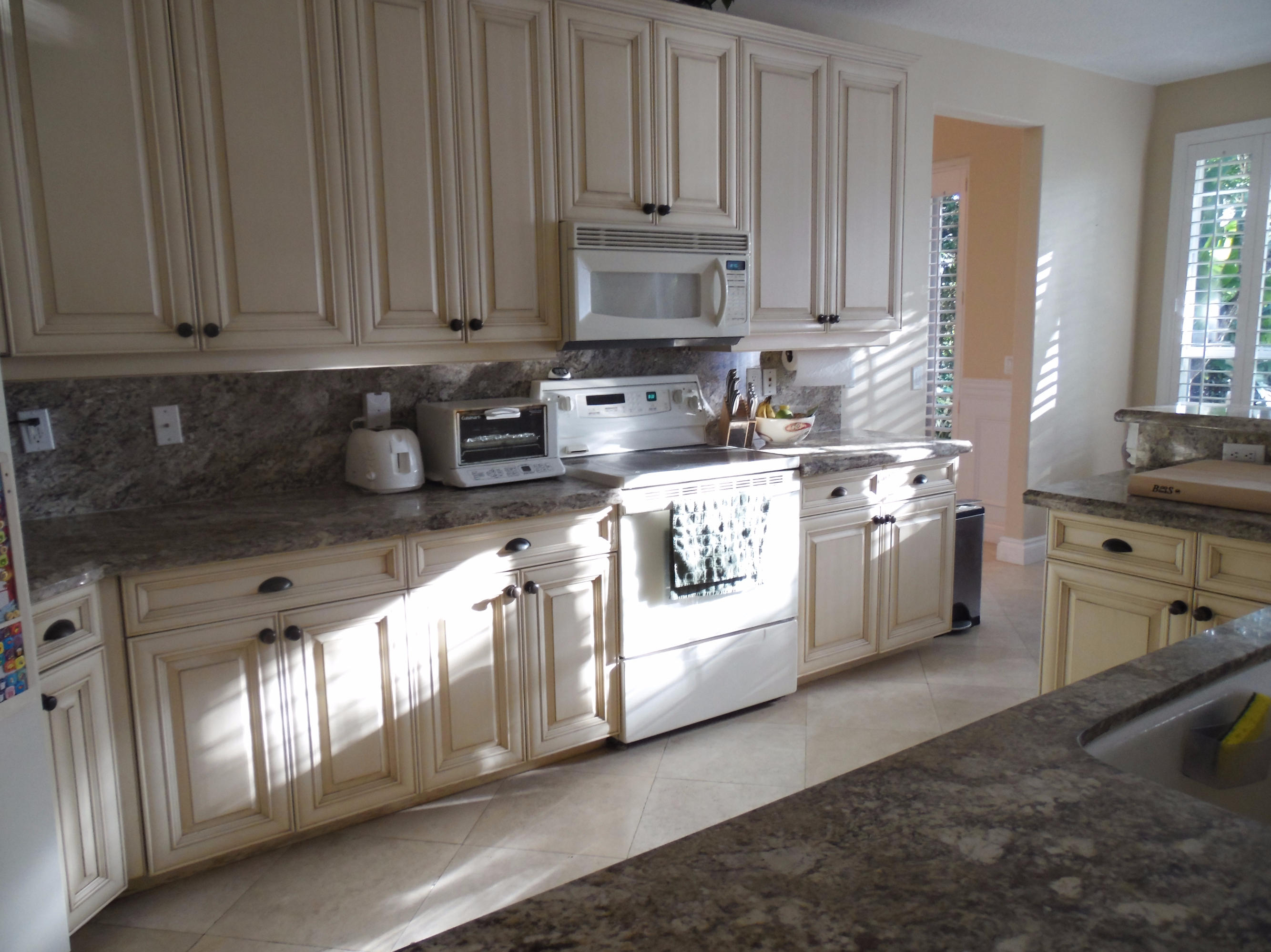 1625 East Classical Boulevard Delray Beach, FL 33445 - Photo 3 of 24 SAM_3963