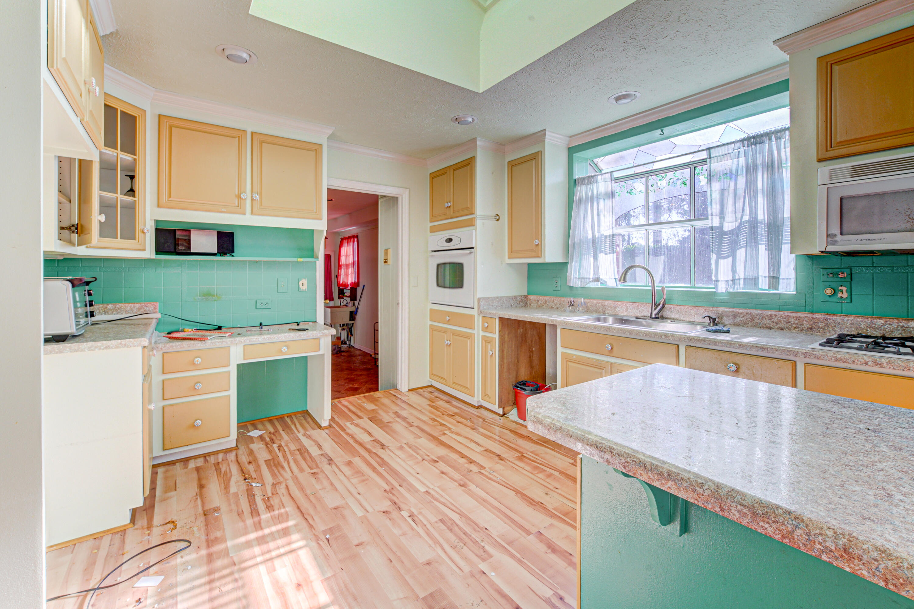 226 Thread Needle Road East Augusta, GA 30907 - Photo 19 of 33 Kitchen
