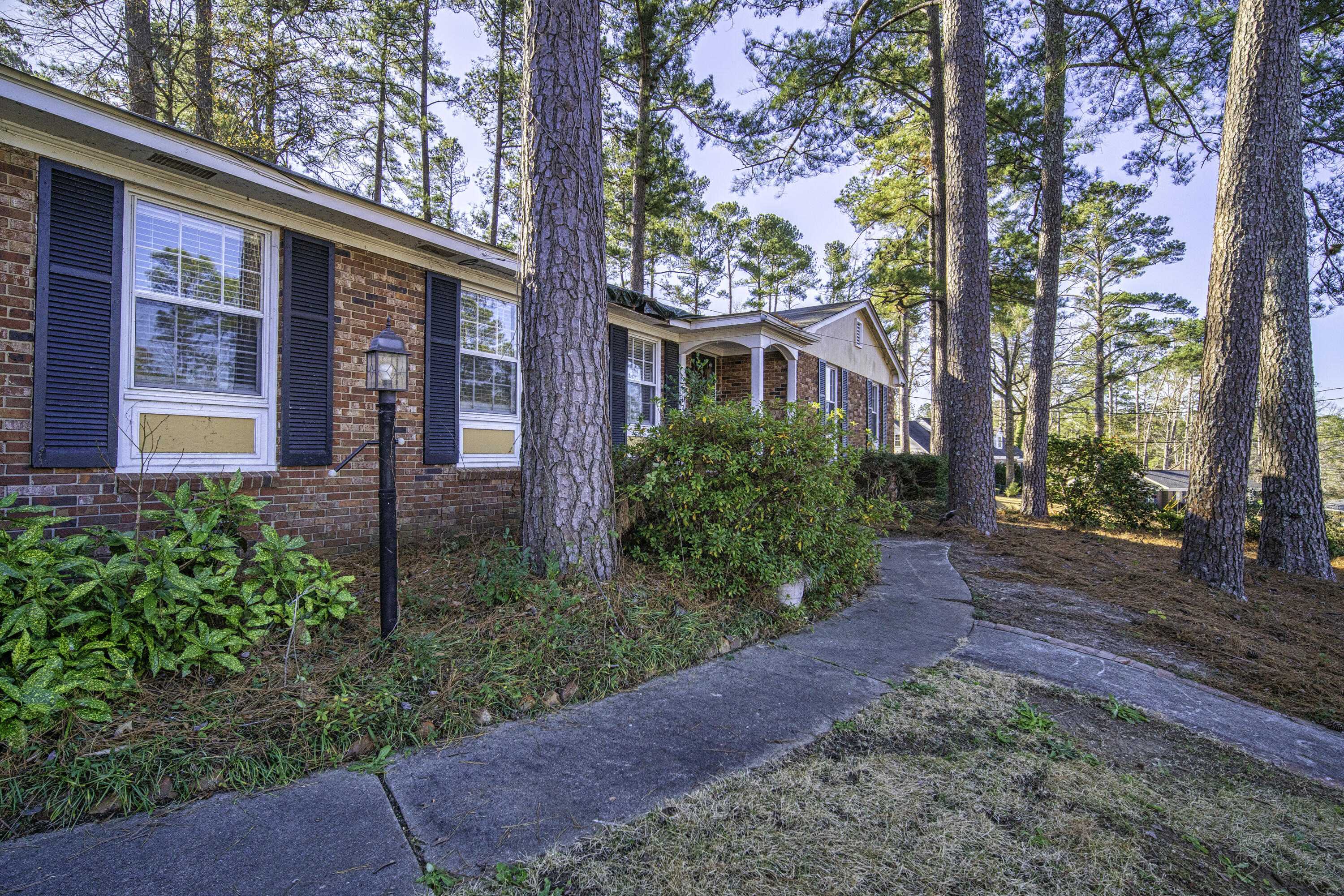 226 Thread Needle Road East Augusta, GA 30907 - Photo 2 of 33 Front of home
