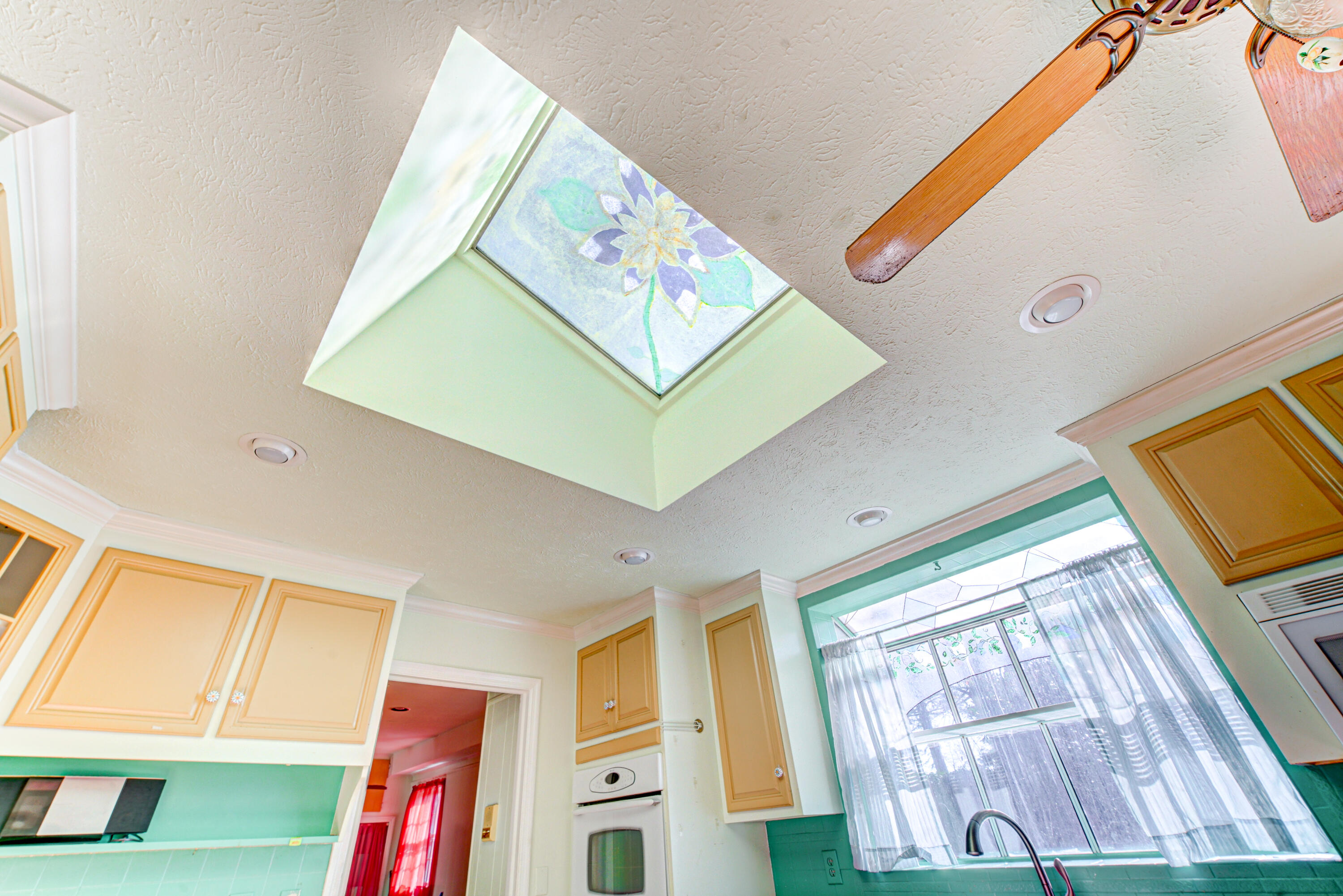 226 Thread Needle Road East Augusta, GA 30907 - Photo 21 of 33 Kitchen Skylight