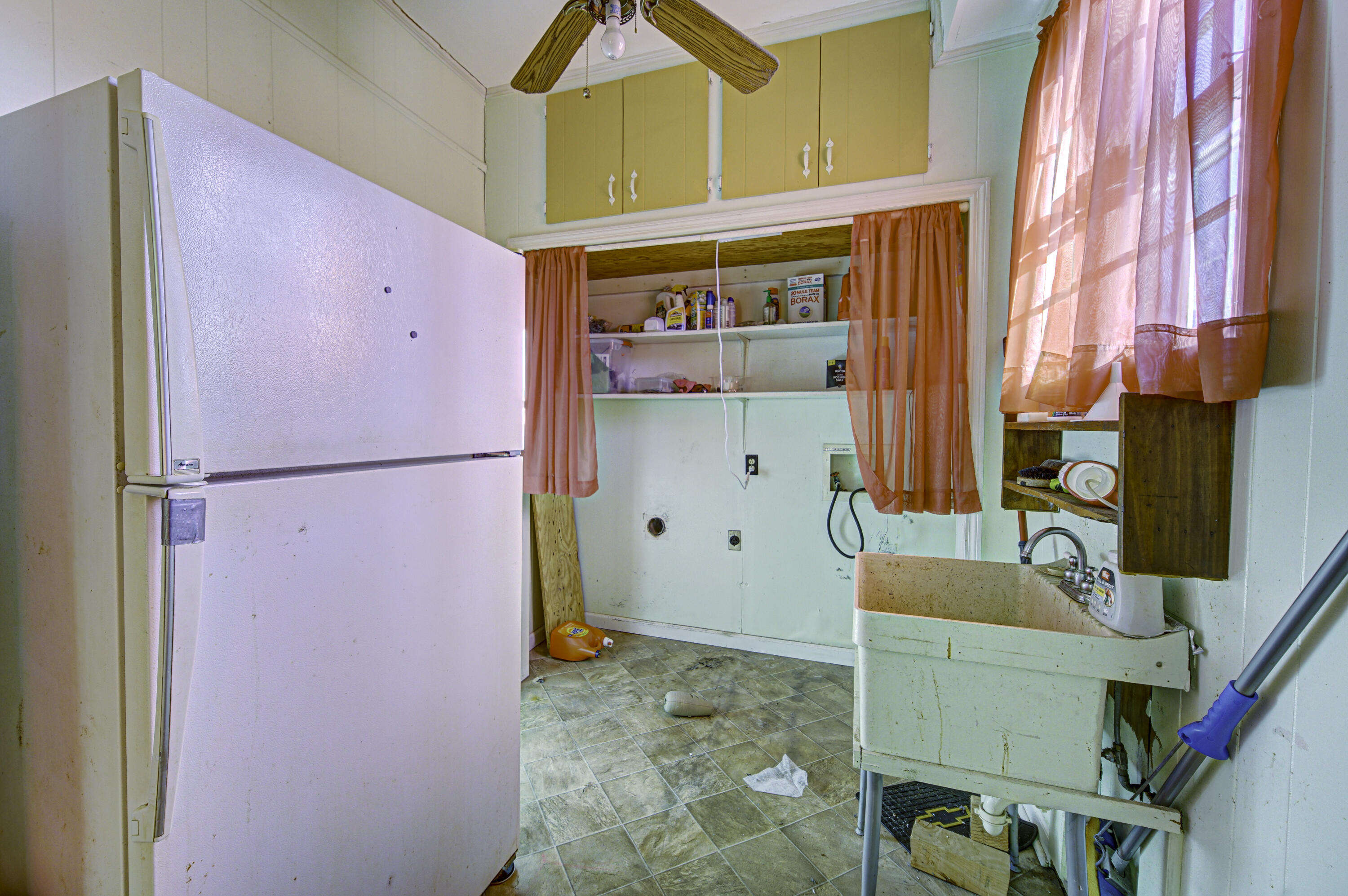226 Thread Needle Road East Augusta, GA 30907 - Photo 23 of 33 Laundry Room
