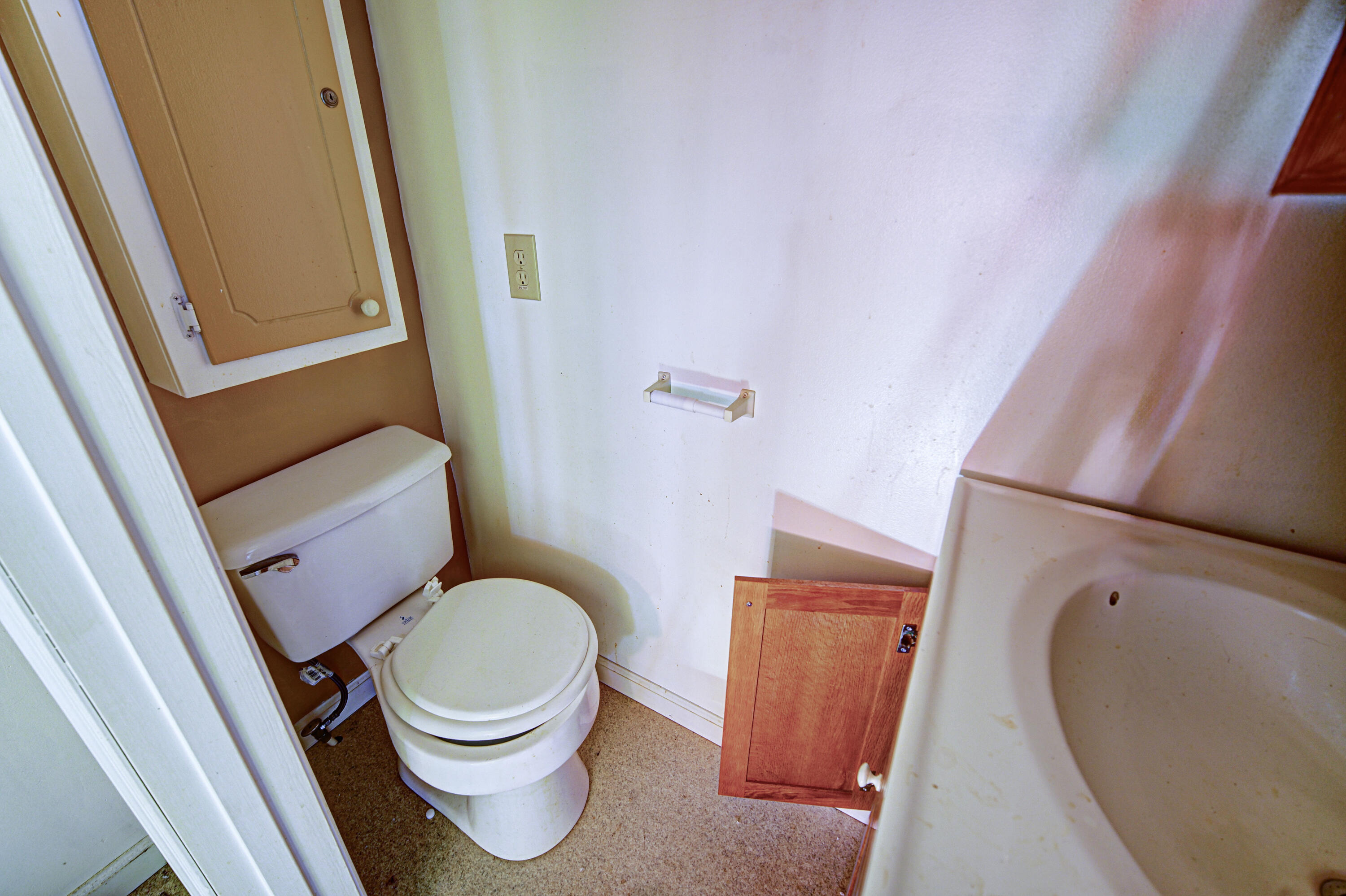 226 Thread Needle Road East Augusta, GA 30907 - Photo 25 of 33 Half Bathroom