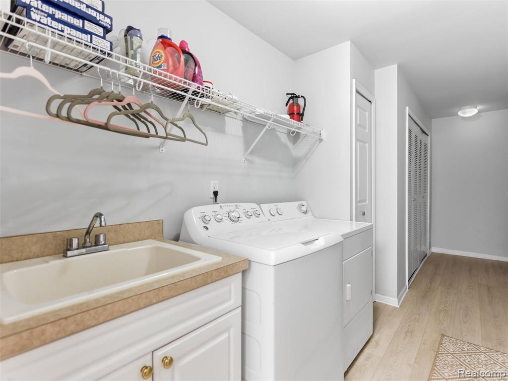 3570 Oakmonte Boulevard Rochester, MI 48306 - Photo 8 of 25