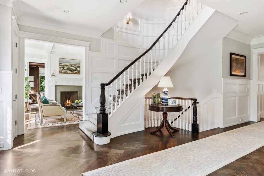 23 Old Green Bay Road Winnetka, IL 60093 - Photo 3 of 43