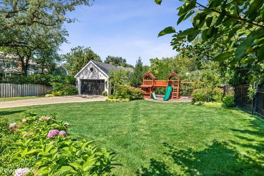 23 Old Green Bay Road Winnetka, IL 60093 - Photo 39 of 43