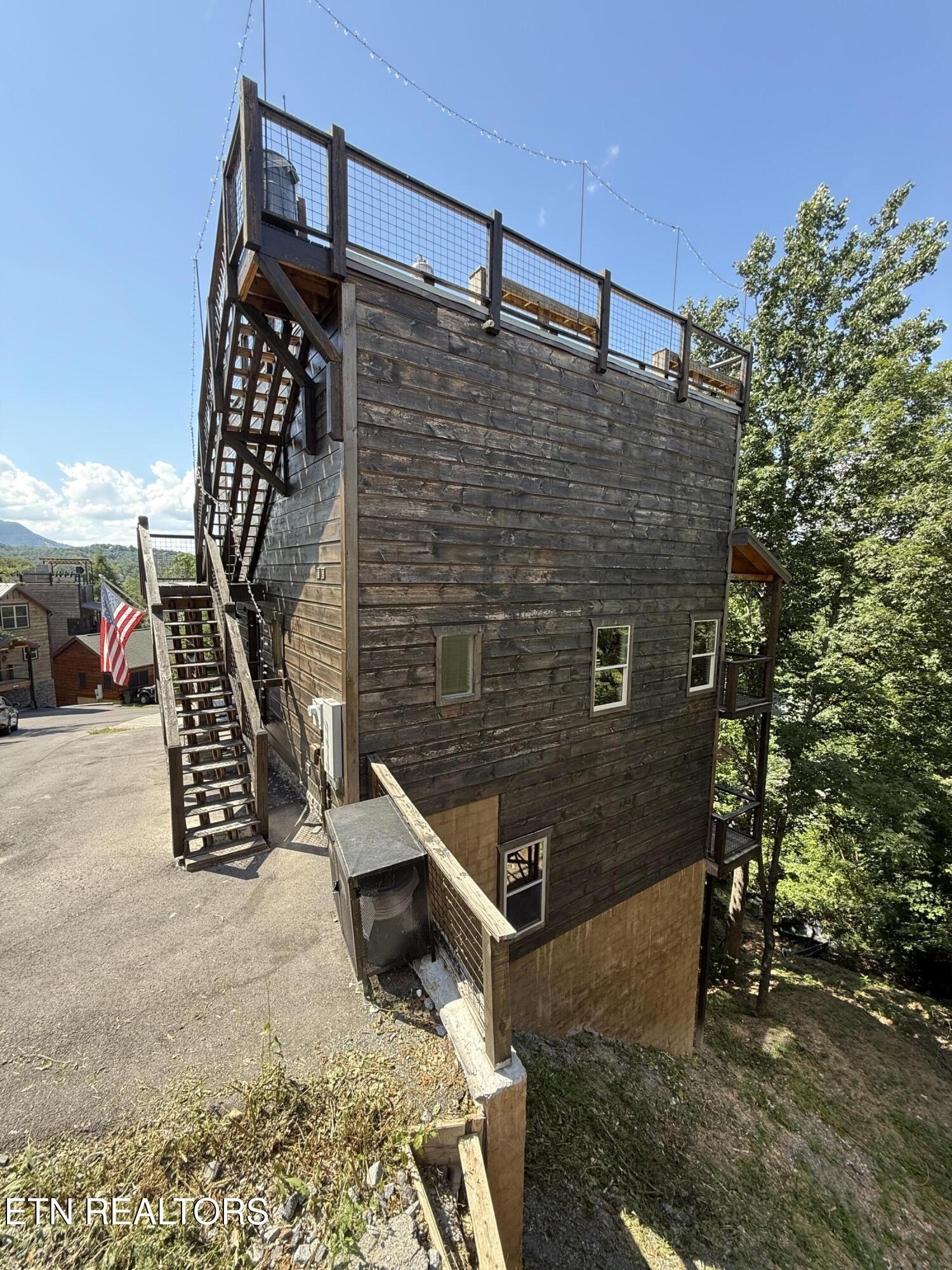 323 Silver Stone Way Pigeon Forge, TN 37863 - Photo 5 of 47 IMG_9248