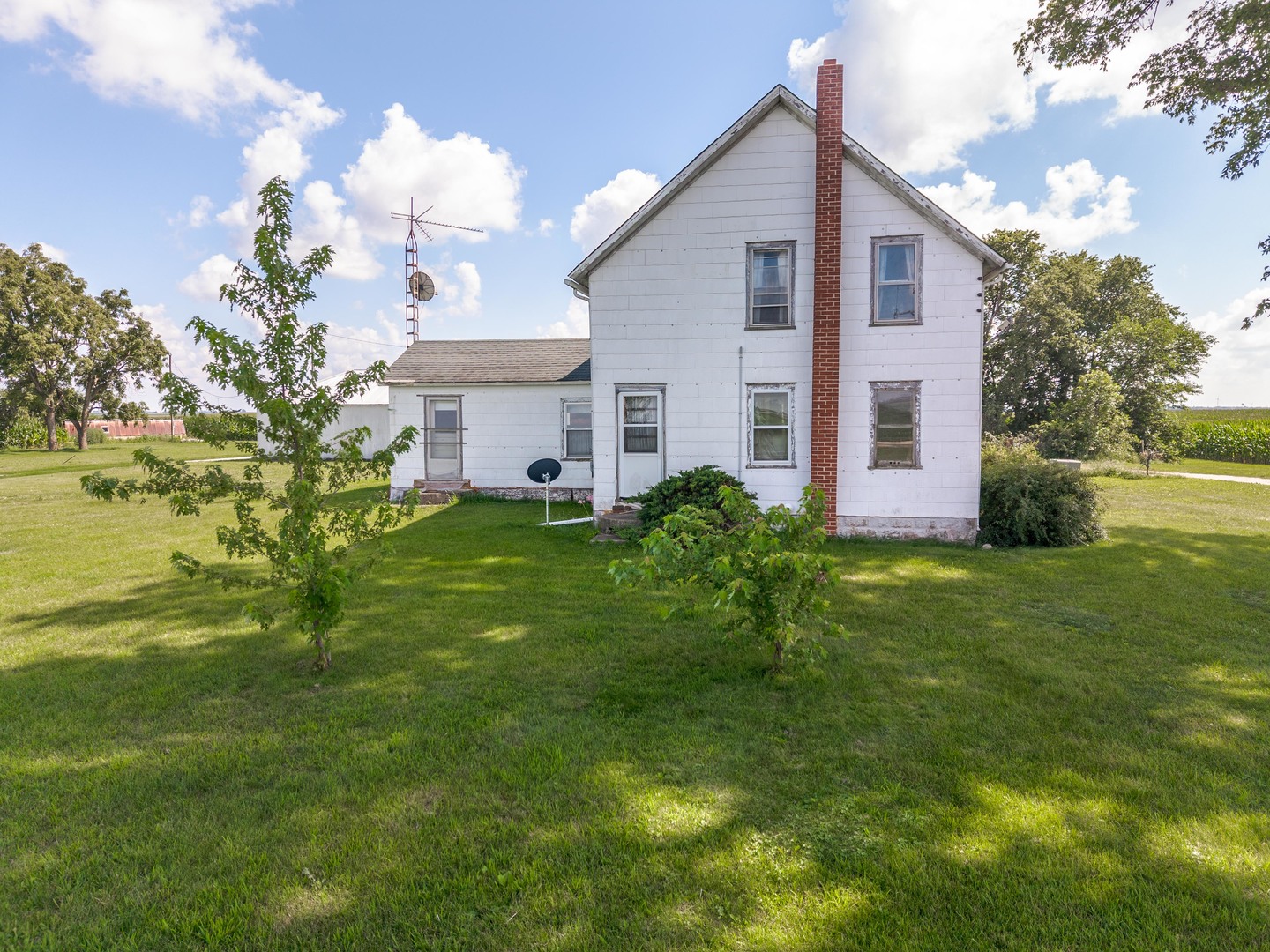 758 North 1st Road Dana, IL 61321 - Photo 13 of 42 Gallery Image 13