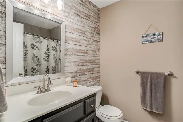 $350,000 | 918 South 17th Street, Leavenworth, KS 66048