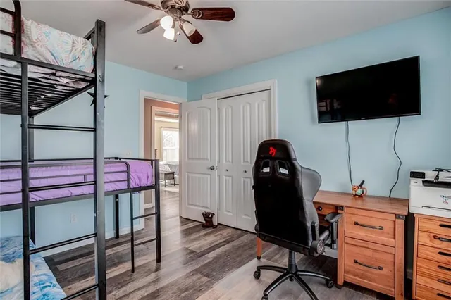 $350,000 | 918 South 17th Street, Leavenworth, KS 66048