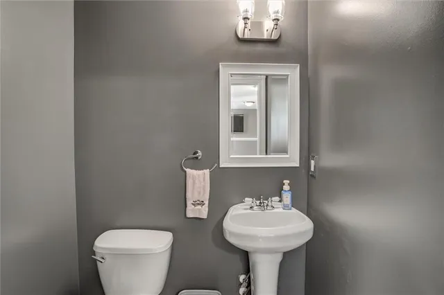 $350,000 | 918 South 17th Street, Leavenworth, KS 66048