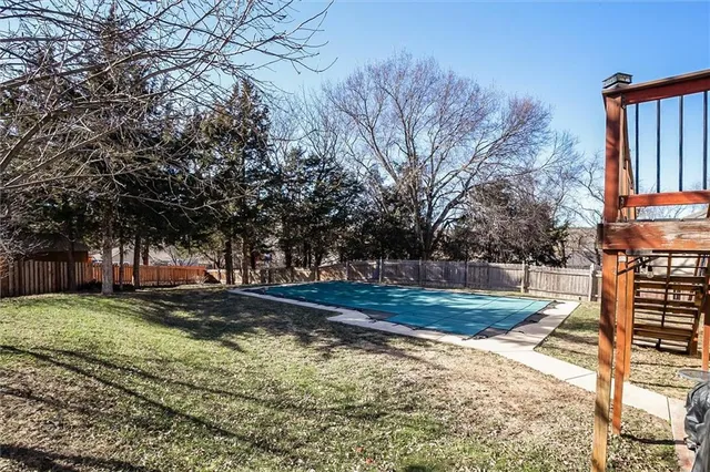 $350,000 | 918 South 17th Street, Leavenworth, KS 66048