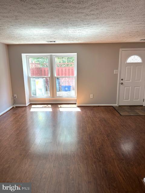 11216 Legato Way Silver Spring, MD 20901 - Photo 4 of 25 Gallery Image 4