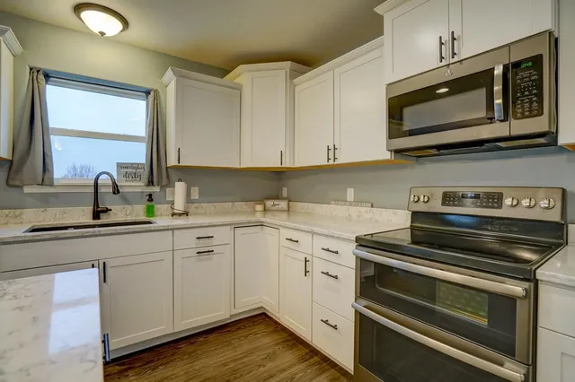 $520,000 | 131 West Blackhawk Drive, Fort Atkinson, WI 53538