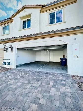$1,895 | 809 Jigglypuff Place, Henderson, NV 89011