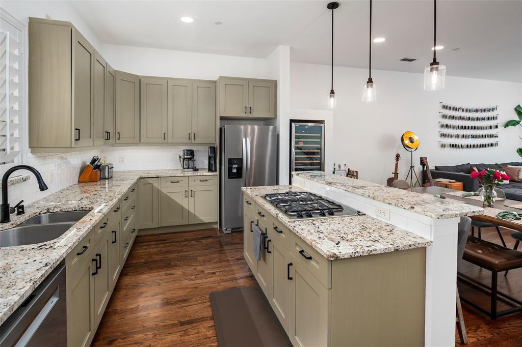 2411 North Hall Street, Unit 38 Dallas, TX 75204 - Photo 7 of 26