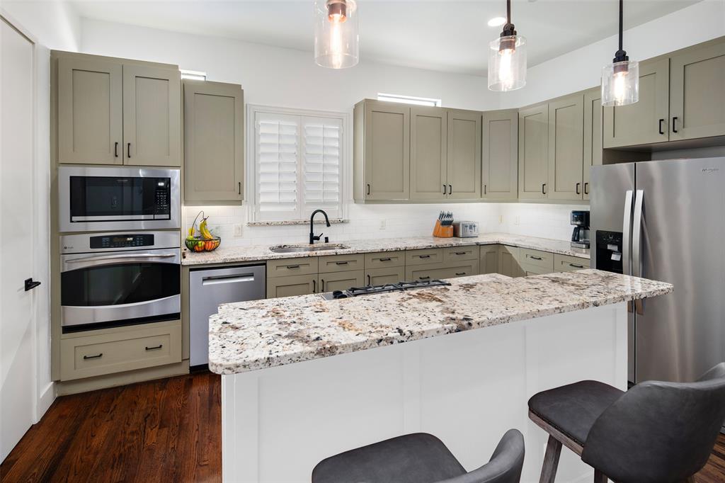 2411 North Hall Street, Unit 38 Dallas, TX 75204 - Photo 9 of 26