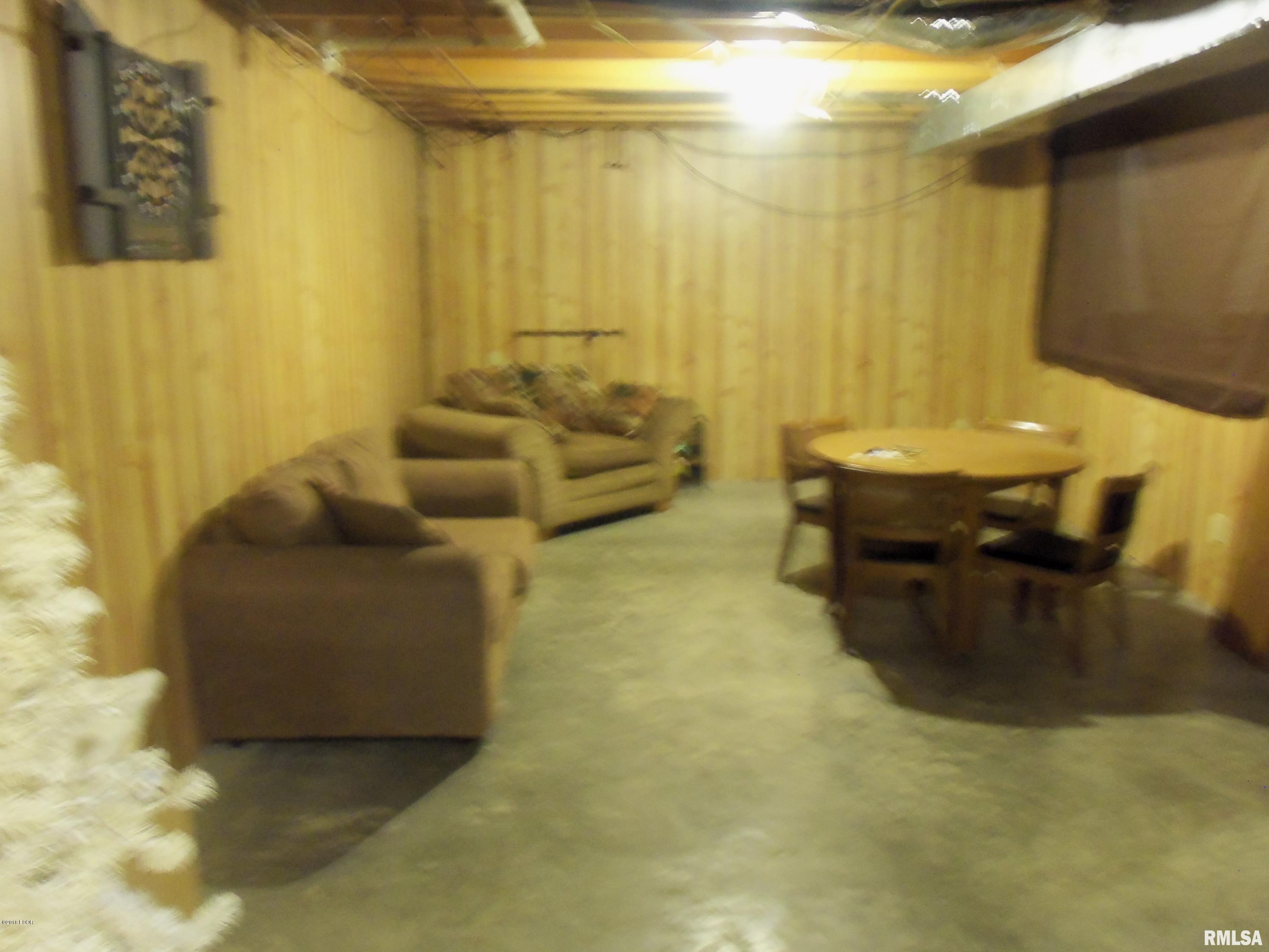 7106 Minier Road Benton, IL 62812 - Photo 31 of 38 Gallery Image 31