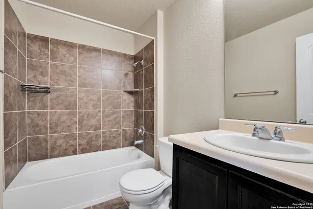 $1,995 | 15336 Night Heron, San Antonio, TX 78253