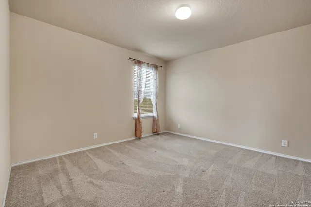 $1,995 | 15336 Night Heron, San Antonio, TX 78253