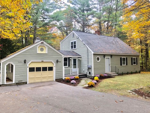 232 Governors Road Brookfield, NH 03872 - Photo 1 of 40