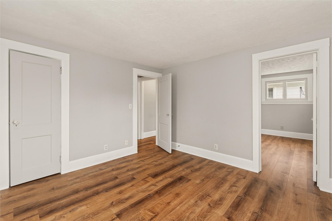 126 West Avenue East Rochester, NY 14445 - Photo 19 of 34
