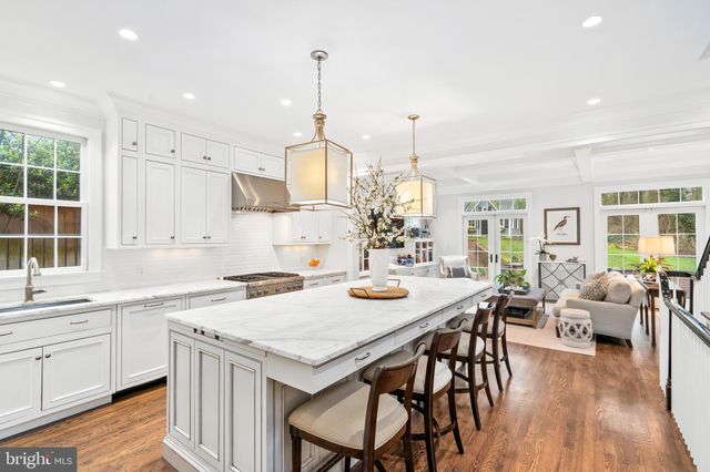 $2,115,000 | 2306 Valley Drive, Alexandria, VA 22302