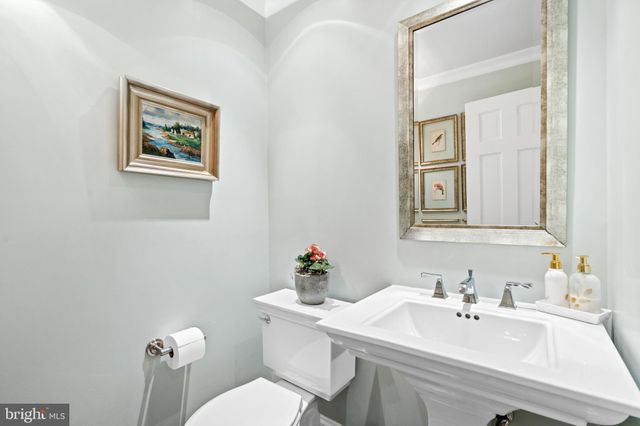 $2,115,000 | 2306 Valley Drive, Alexandria, VA 22302