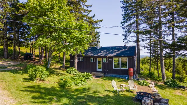 $1,100,000 | Undisclosed Address, Searsport, ME 04974