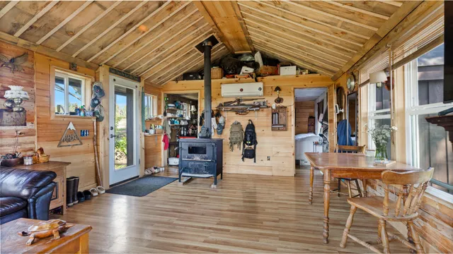 $1,100,000 | Undisclosed Address, Searsport, ME 04974