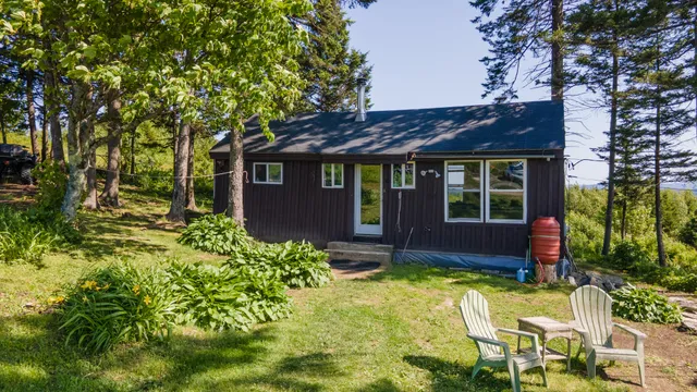 $1,100,000 | Undisclosed Address, Searsport, ME 04974