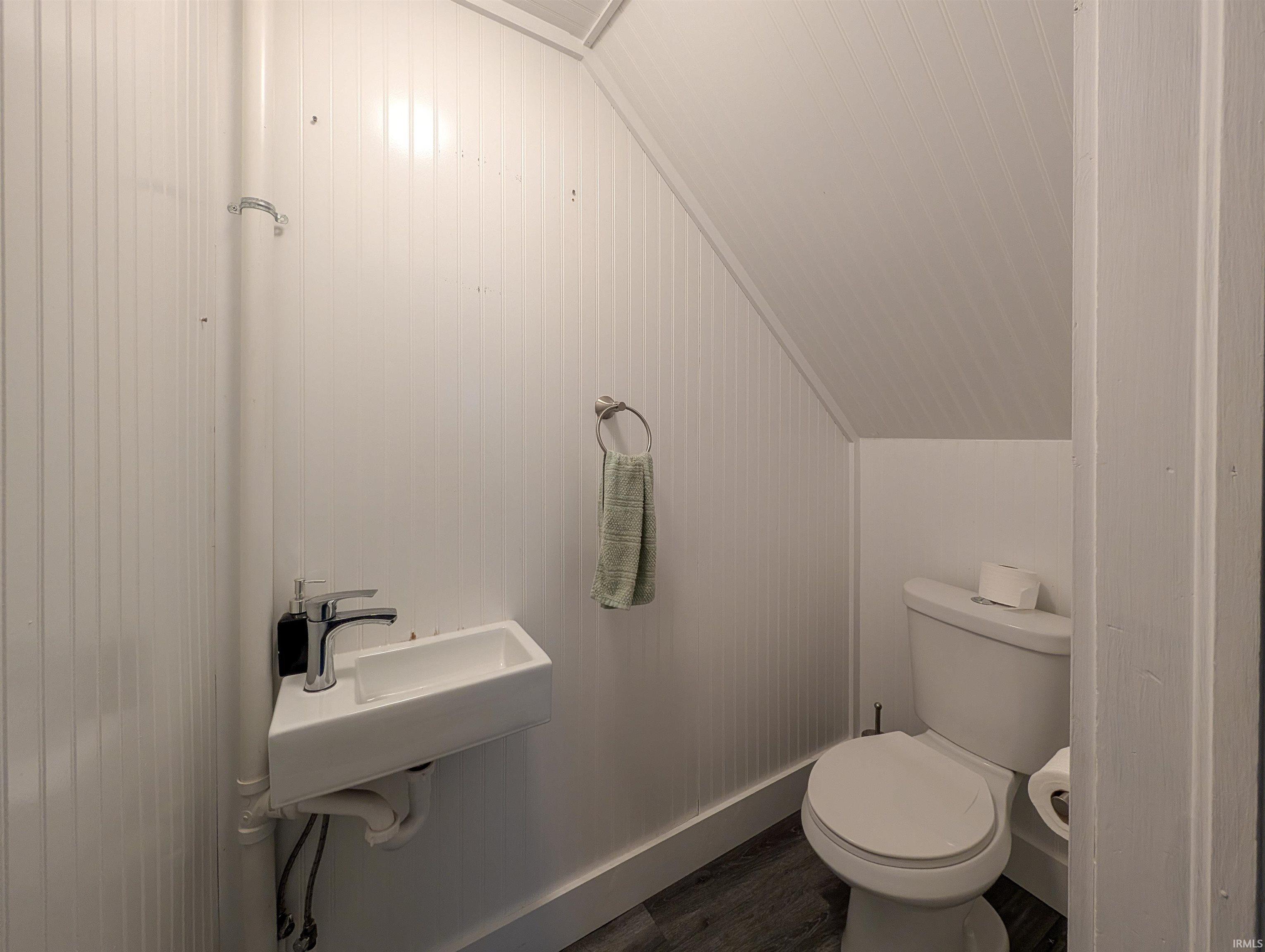 1700 S Road Garrett, IN 46738 - Photo 11 of 33 Gallery Image 11