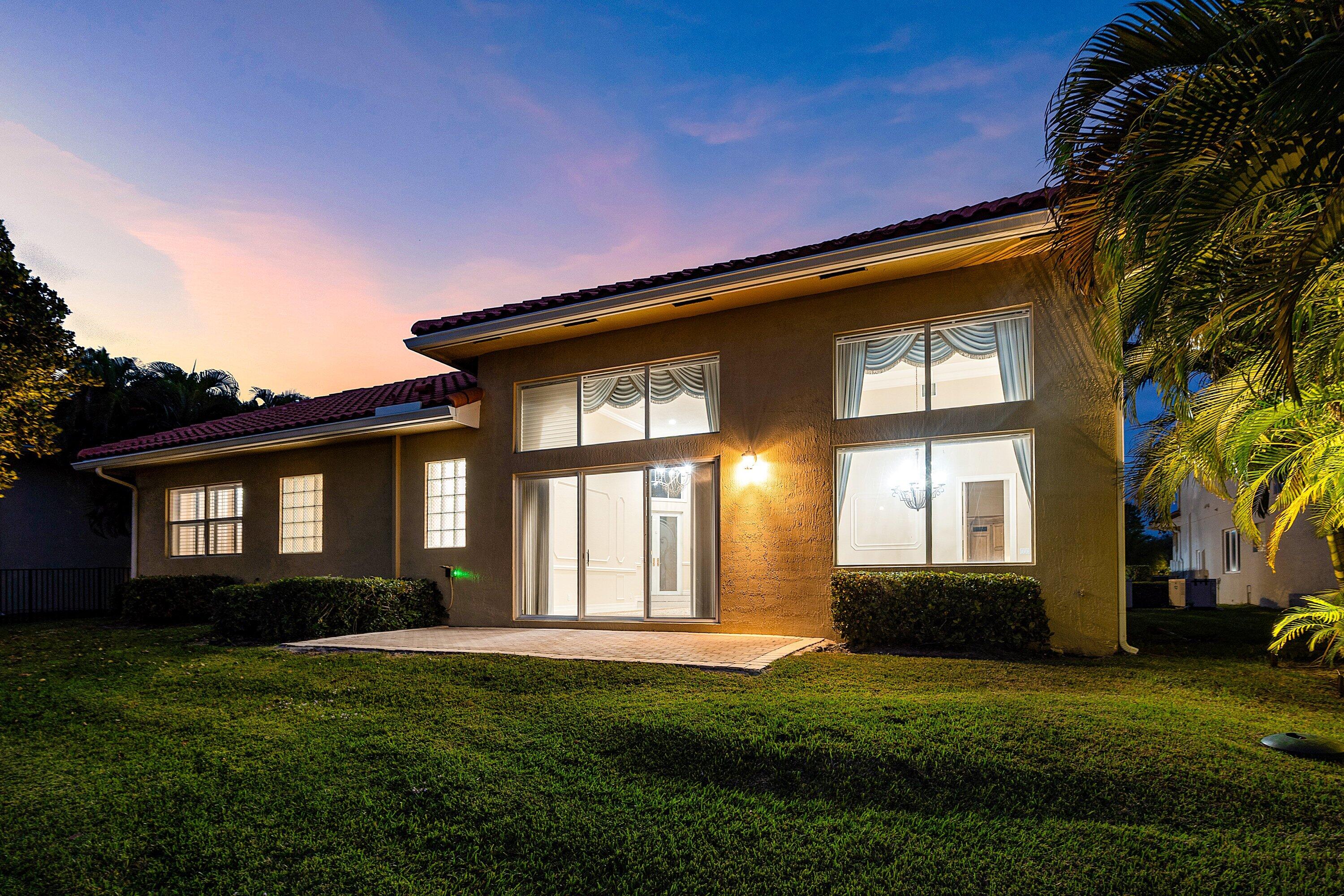 7077 Vía Mediterrania Boca Raton, FL 33433 - Photo 14 of 74 074-7077ViaMediterrania-BocaRaton-FL-334