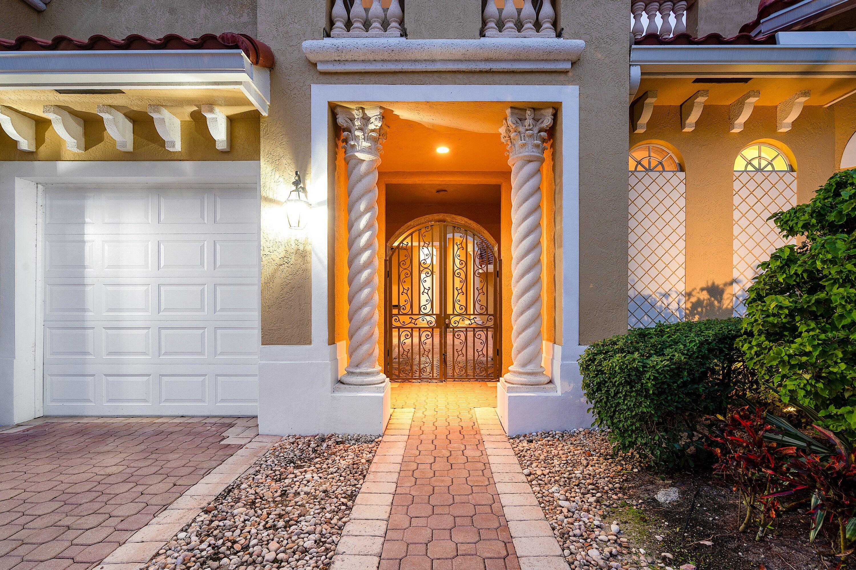 7077 Vía Mediterrania Boca Raton, FL 33433 - Photo 2 of 74 064-7077ViaMediterrania-BocaRaton-FL-334