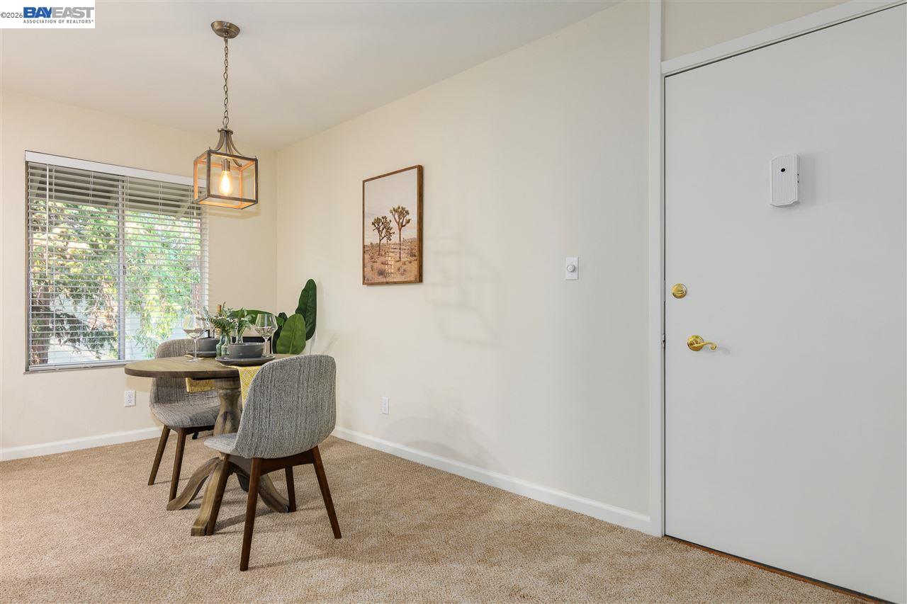 2734 Oak Road, Unit 110 Walnut Creek, CA 94597 - Photo 13 of 23