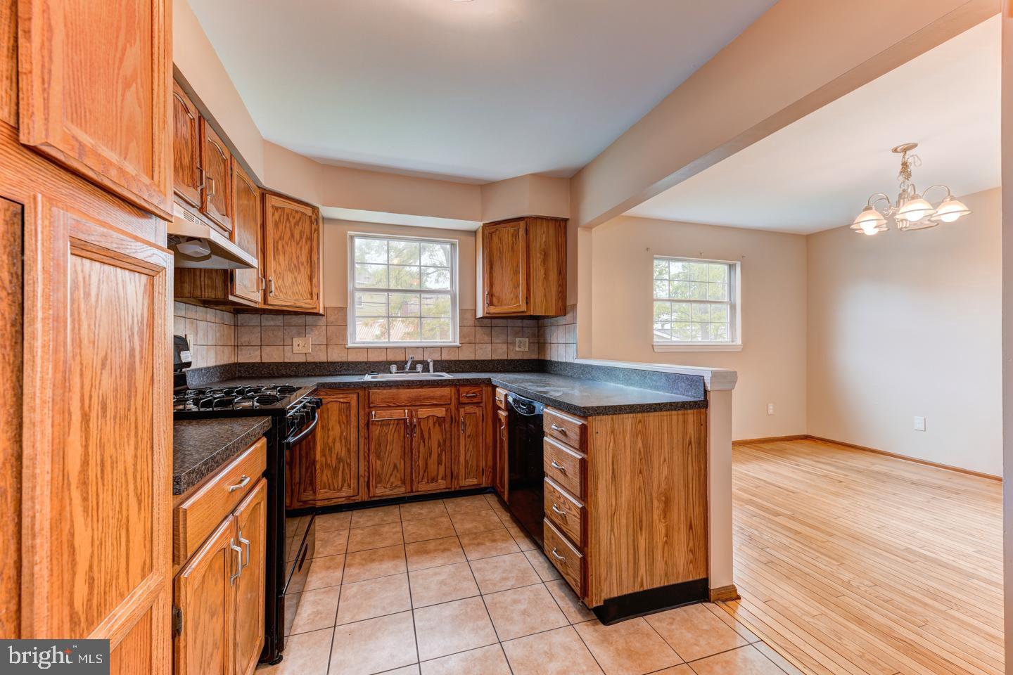 426 Valley Road Elkins Park, PA 19027 - Photo 16 of 28 Kitchen
