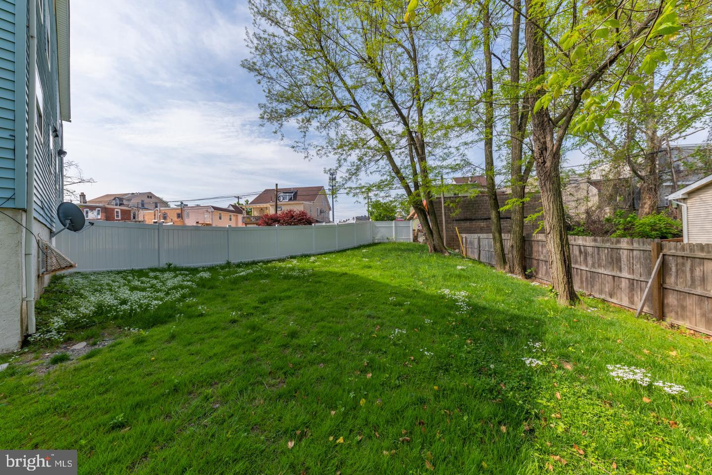 426 Valley Road Elkins Park, PA 19027 - Photo 7 of 28 Yard View