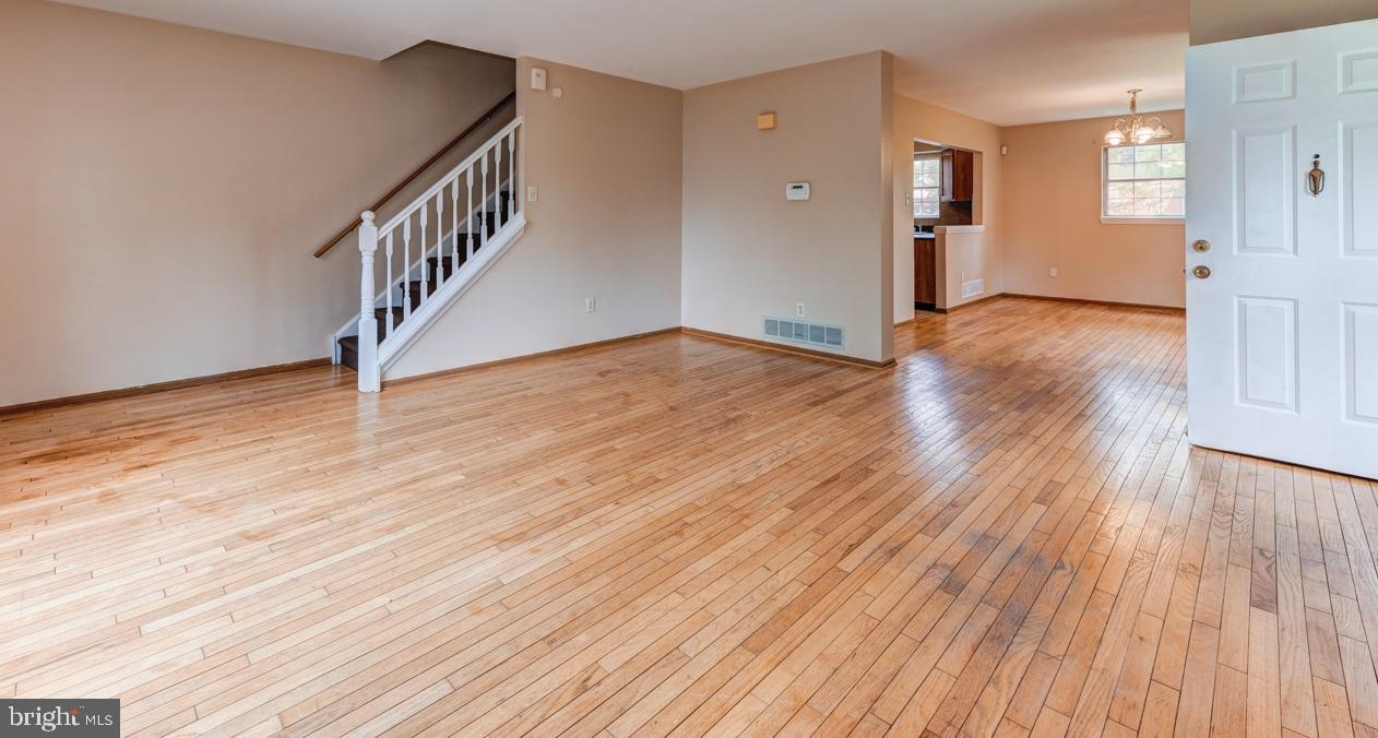 426 Valley Road Elkins Park, PA 19027 - Photo 10 of 28 Living Room