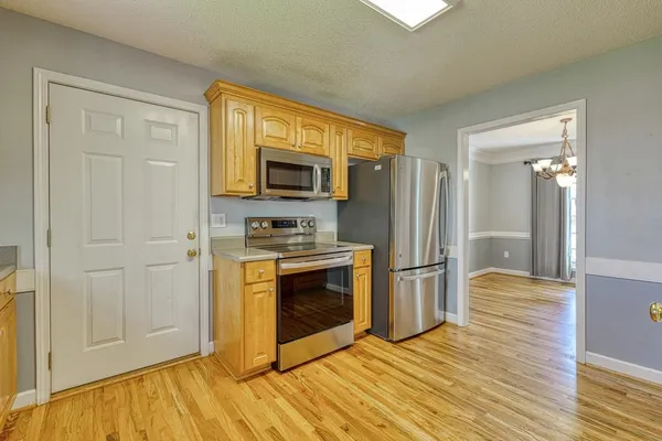 $329,900 | 860 Thackston Drive, Spartanburg, SC 29307