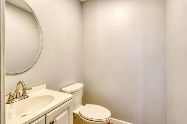 $329,900 | 860 Thackston Drive, Spartanburg, SC 29307