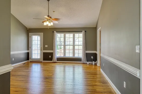 $329,900 | 860 Thackston Drive, Spartanburg, SC 29307