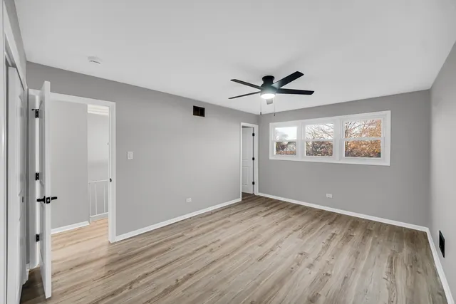 $309,900 | 6827 Sussex Road, Tinley Park, IL 60477