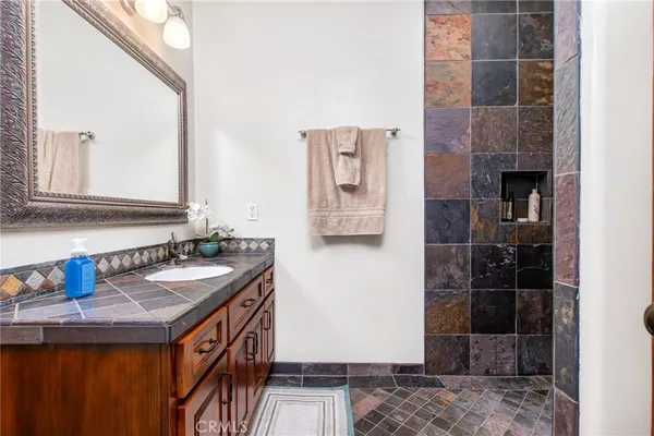 $2,200,000 | 34135 Cameron Drive, Sage, CA 92544