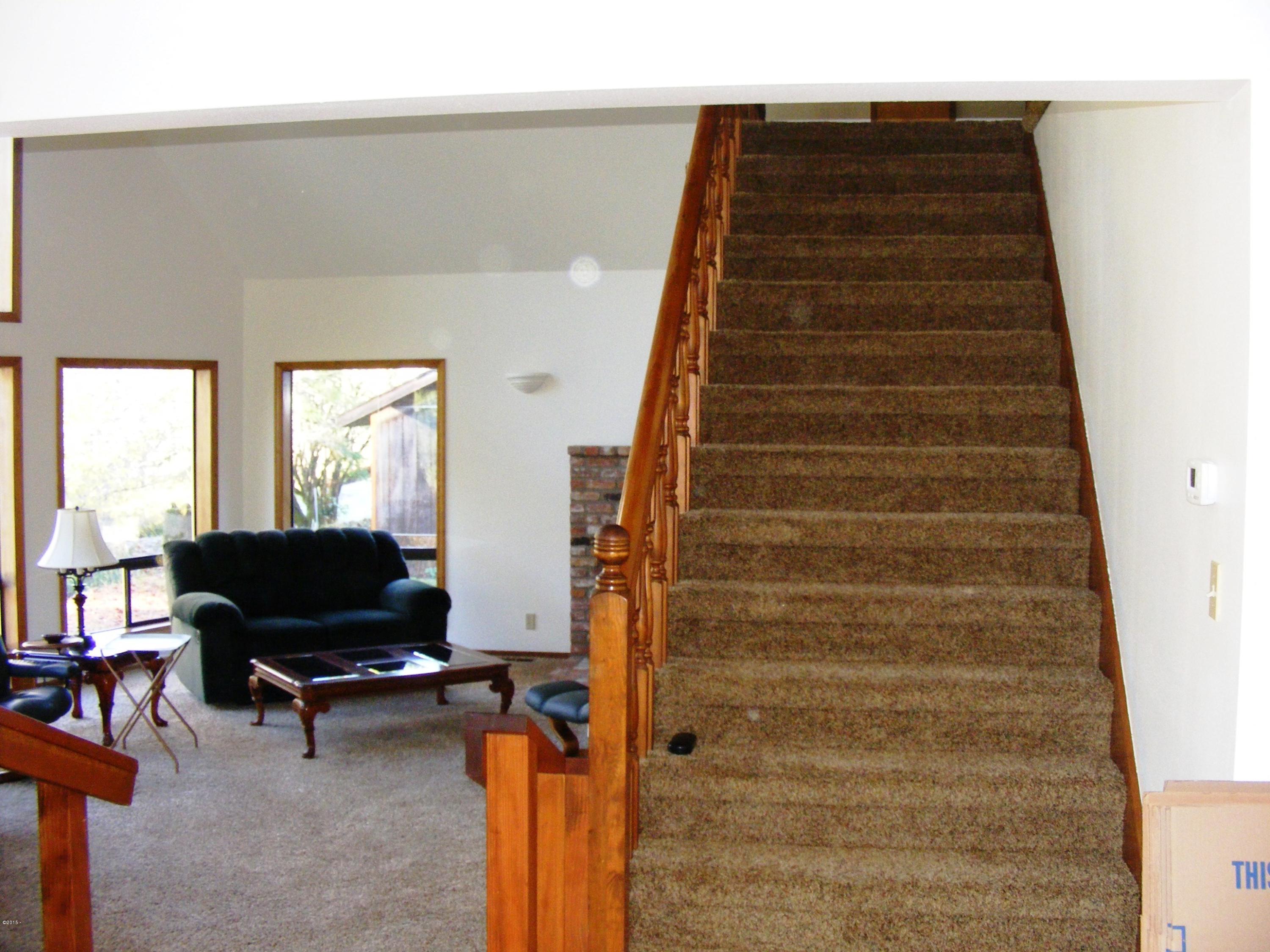 568 Hamer Road Siletz, OR 97380 - Photo 6 of 20 Stairs
