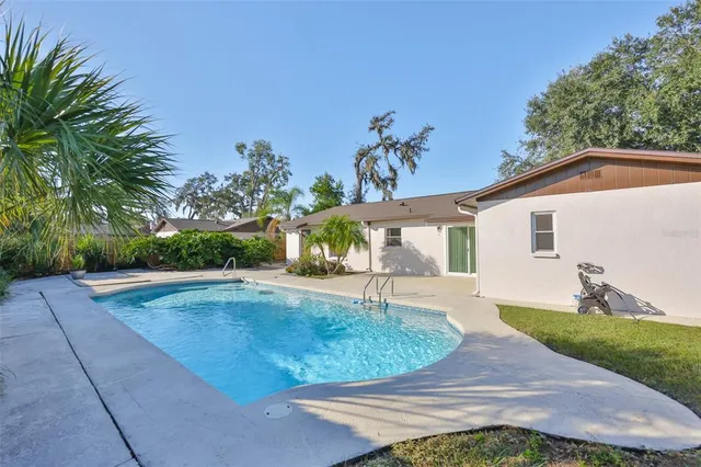 $365,000 | 2973 Forest Circle, Seffner, FL 33584