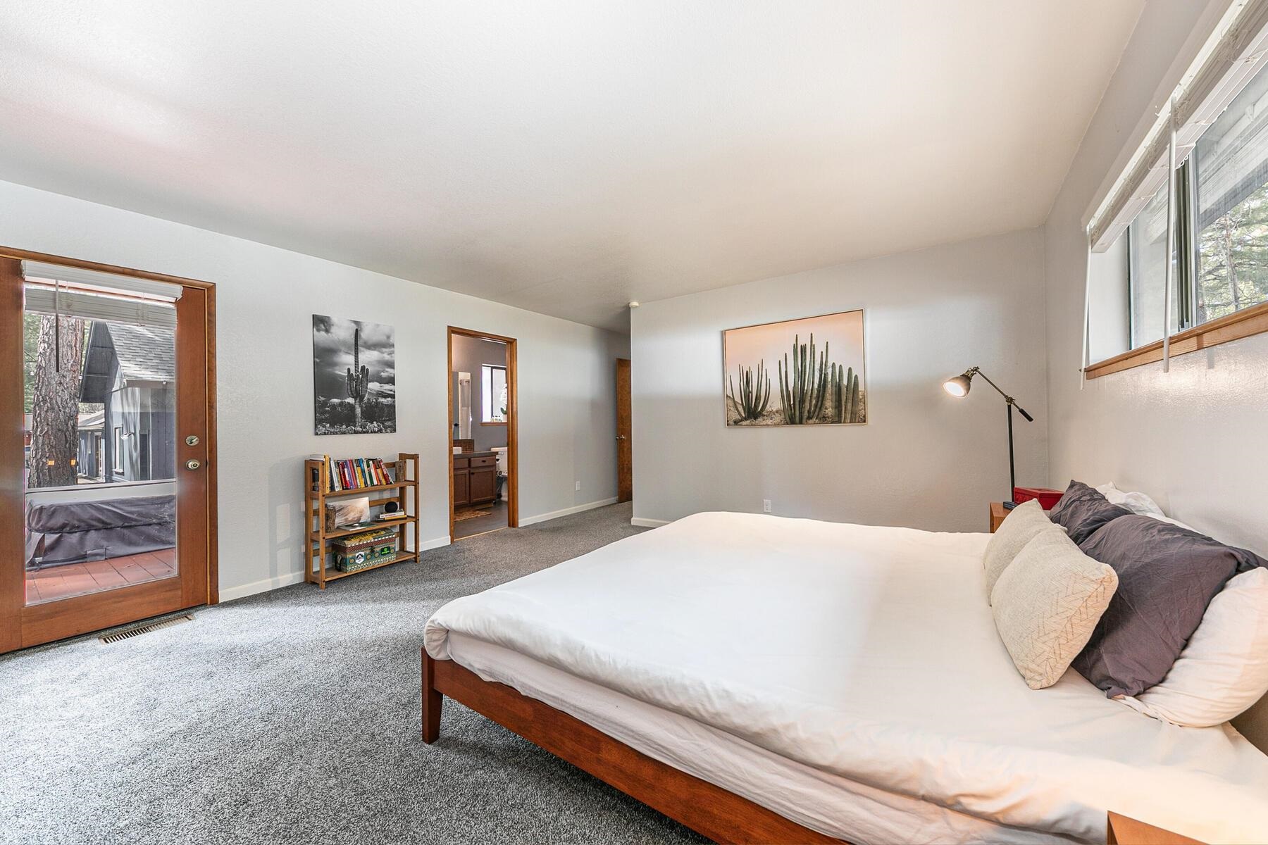 10561 Golden Pine Road Truckee, CA 96161 - Photo 11 of 21 Gallery Image 11