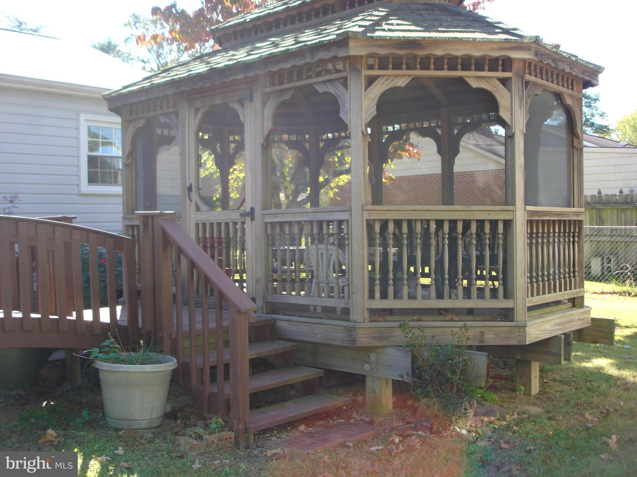 13221 Round Hill Road King George, VA 22485 - Photo 19 of 30 Exterior (Rear)