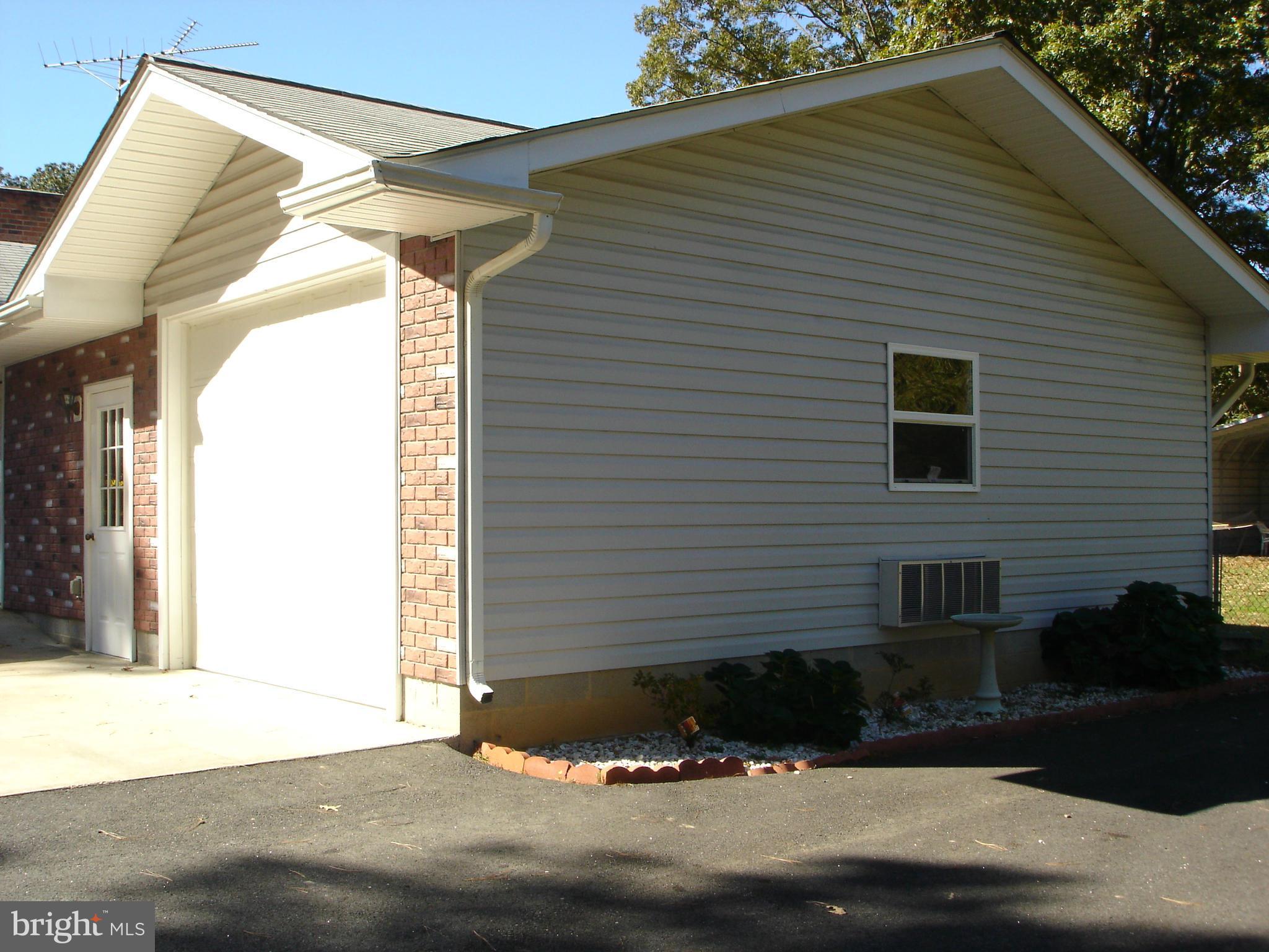 13221 Round Hill Road King George, VA 22485 - Photo 6 of 30 Exterior (General)