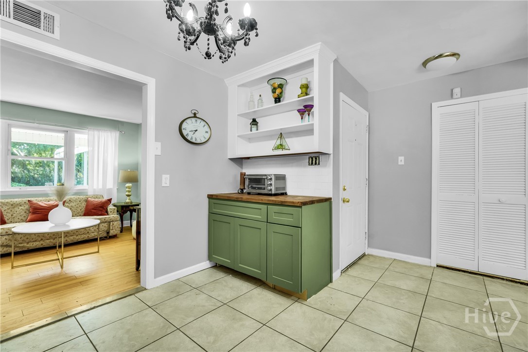 118 Cedar Grove Road Savannah, GA 31419 - Photo 10 of 31 Kitchen