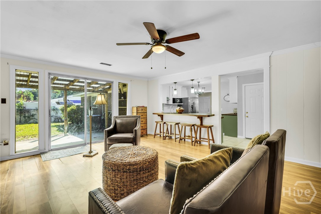 118 Cedar Grove Road Savannah, GA 31419 - Photo 8 of 31 Living Room